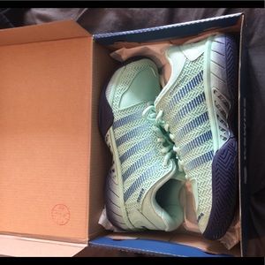 K-Swiss Women's Hypercourt Express-W Tennis Shoe